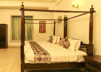 budget-hotel-near-lake-pichola-udaipur