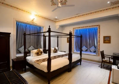 budget-stay-in-udaipur