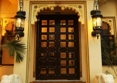 comfortable-hotel-in-udaipur