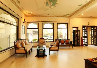 family-restaurant-in-udaipur